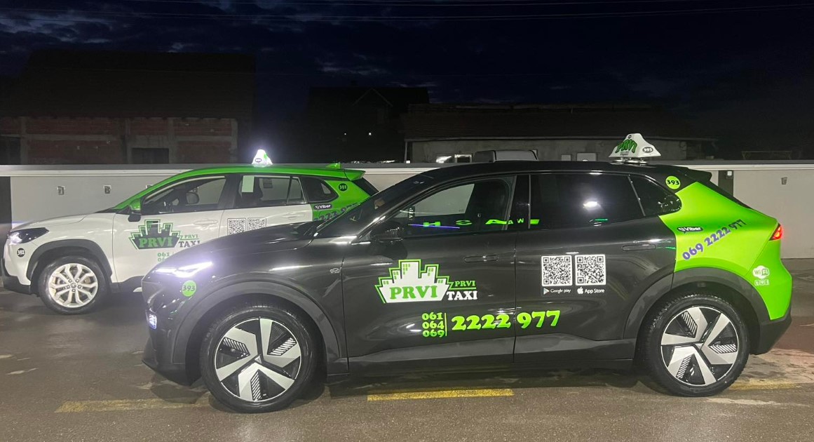 Prvi Taxi Bojnik vozila u noćnoj vožnji